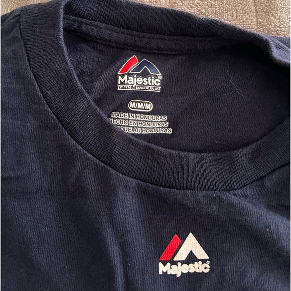 $4 each sport tees! Red Sox and bruins - Picture 3 of 7